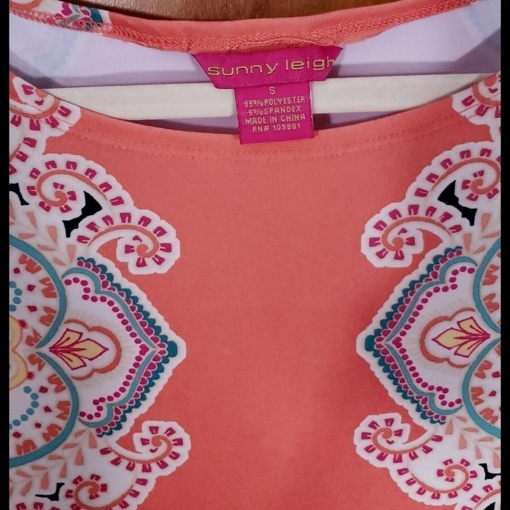 Sunny Leigh Paisley Long Sleeve Tunic - Picture 4 of 6